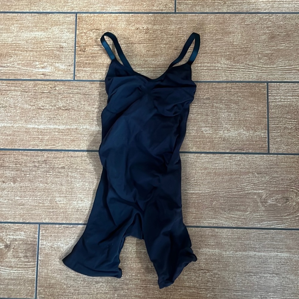SKIMS Midnight Black Shapewear Bodysuit